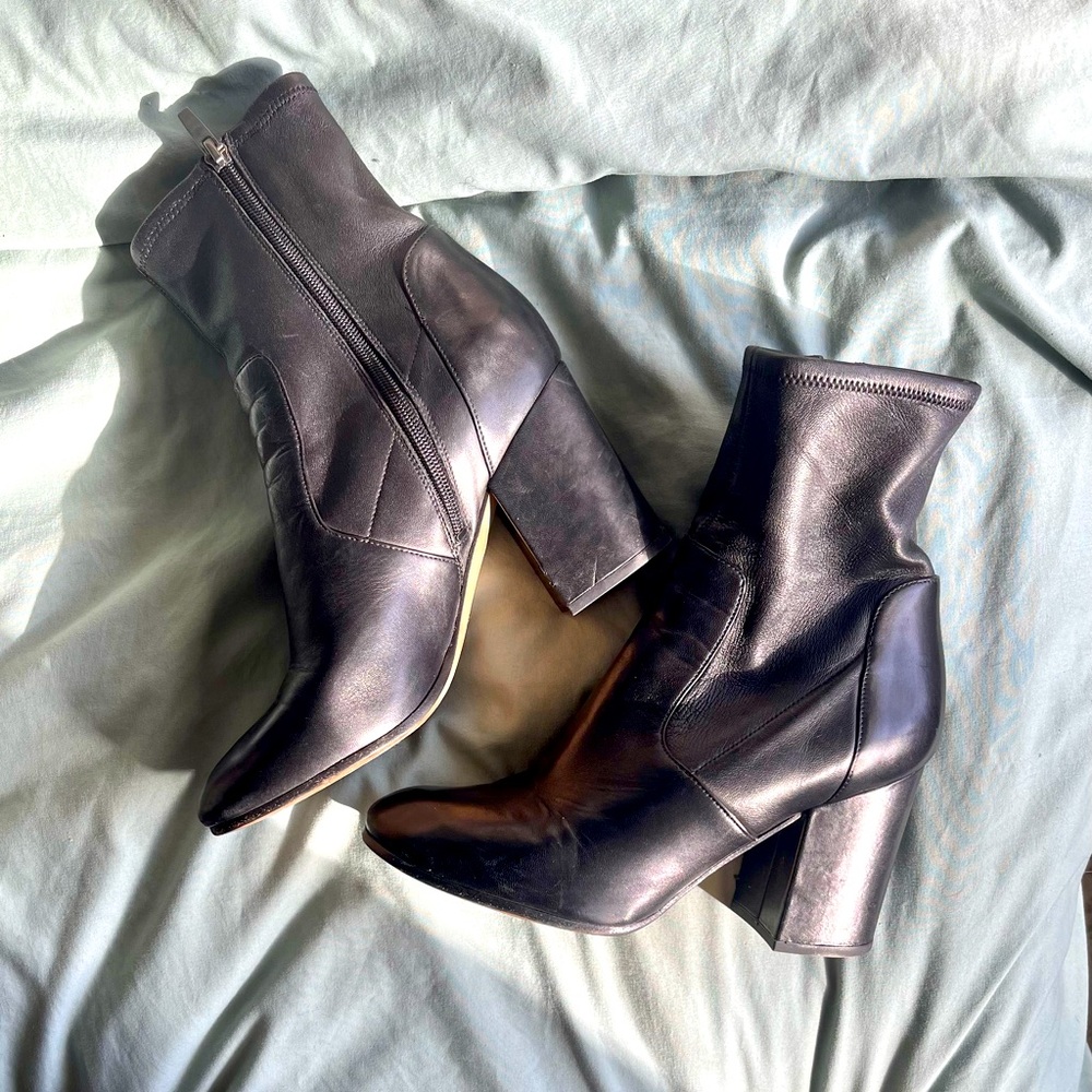 Via Spiga Britta Boot, black leather, size 9